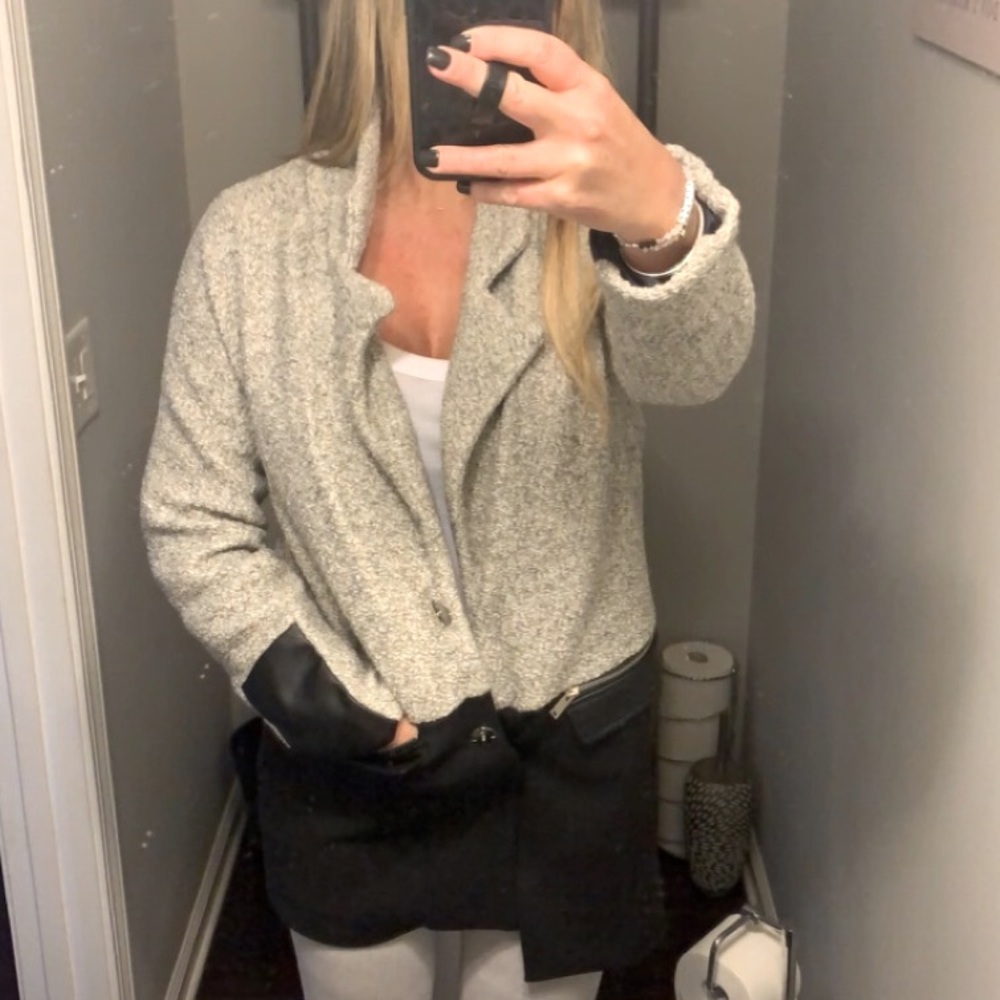 Vici gray coat with black bottom detail -New